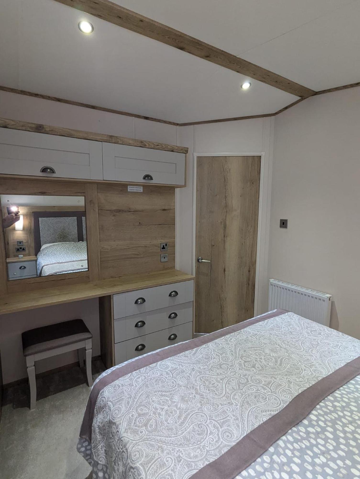Stunning Caravan With Panoramic Views Weymouth Littlesea Haven Wyke Regis Exterior foto